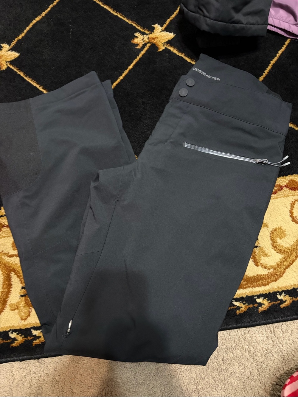 Obermeyer Men's Black Softshell Cargo Pants